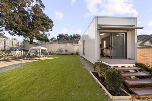 Inviting Modern Tiny Home 8 Min Walk to Station 4 Serain Residences
