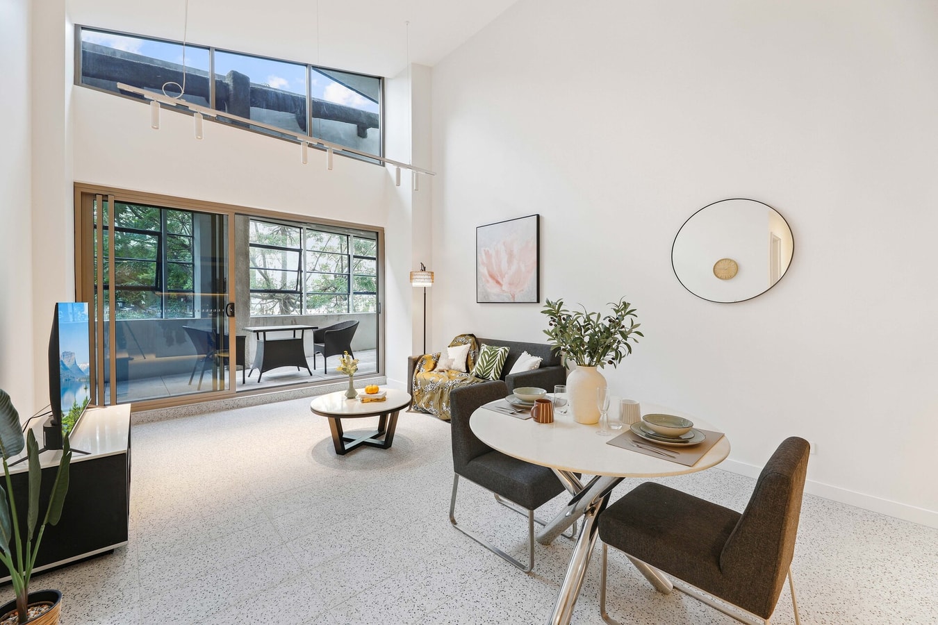 The Stanley Loft apartment in Sydney CBD Hyde Park Serain Residences