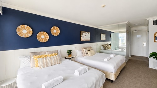 Stylish Hotel Room | near Beach & Tram | Max 4 1 Serain Residences