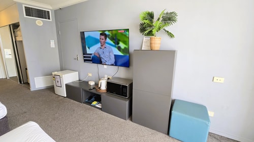 Comfortable 2-Bed Stay in Surfers | Great Location 8 Serain Residences