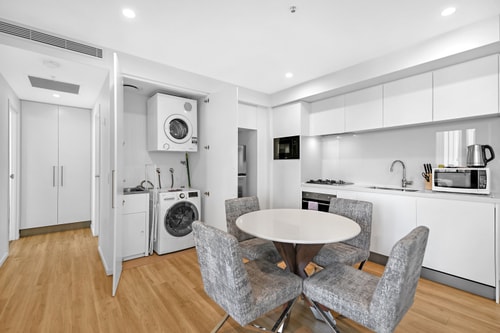 Comfortable 2 bedroom Apartment in Central Surfers 10 Serain Residences