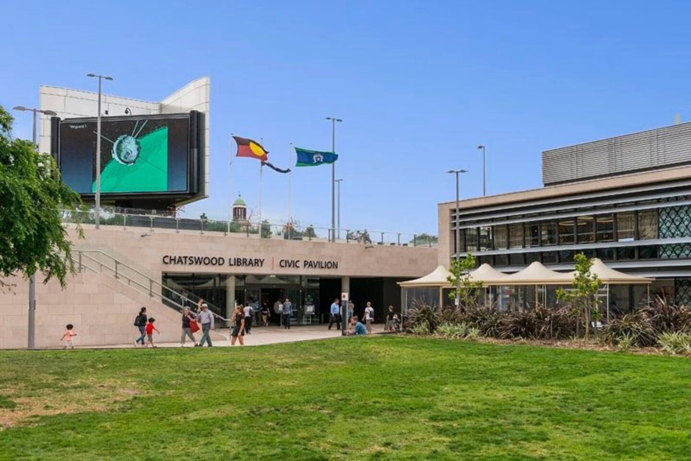 Quiet & Cozy 2BR Home in Chatswood with Parking 18 Serain Residences