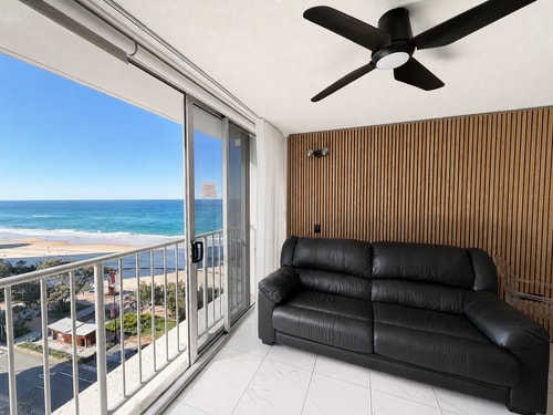 Beachside Ocean View 1BR Apartment Central Surfers 28 Serain Residences