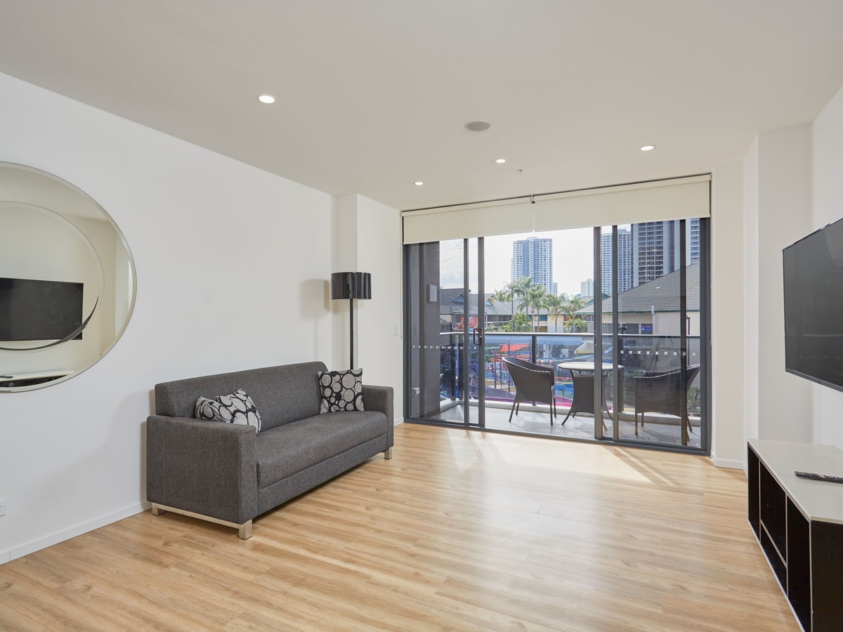 Cozy 2-bedrooms Apartment in Surfers Paradise 5 Serain Residences