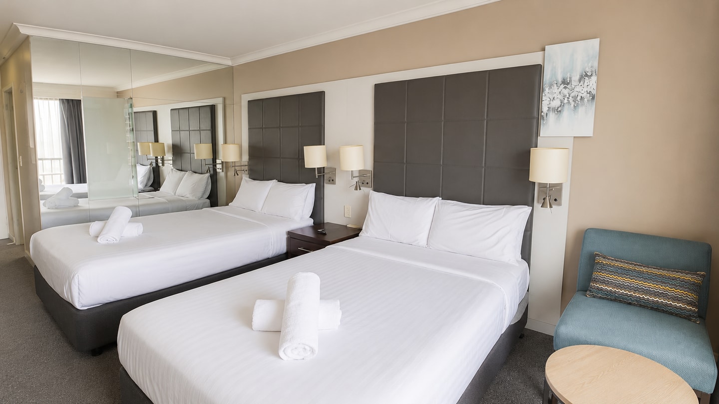 Cozy 2Bed Room in Surfers Paradise | Walk to Beach 2 Serain Residences