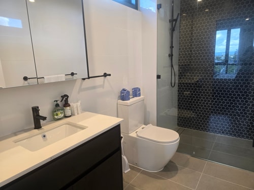 Comfortable 2 BDR Apartment in Central Southport 7 Serain Residences