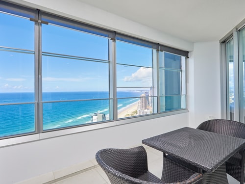47th Floor Ocean view 3-bedroom with Parking 5 Serain Residences