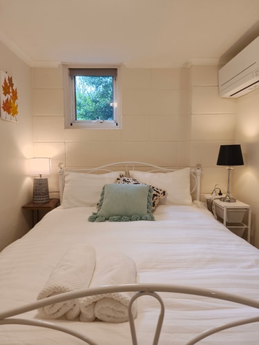 Serene Leura 2BDR Unit 3 Minutes to Shops 16 Serain Residences