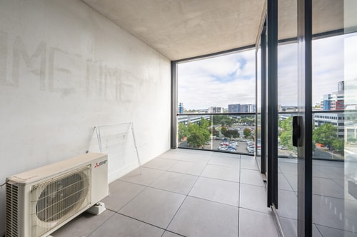 Modern Chic 1-Bedroom Apartment with Parking 6 Serain Residences
