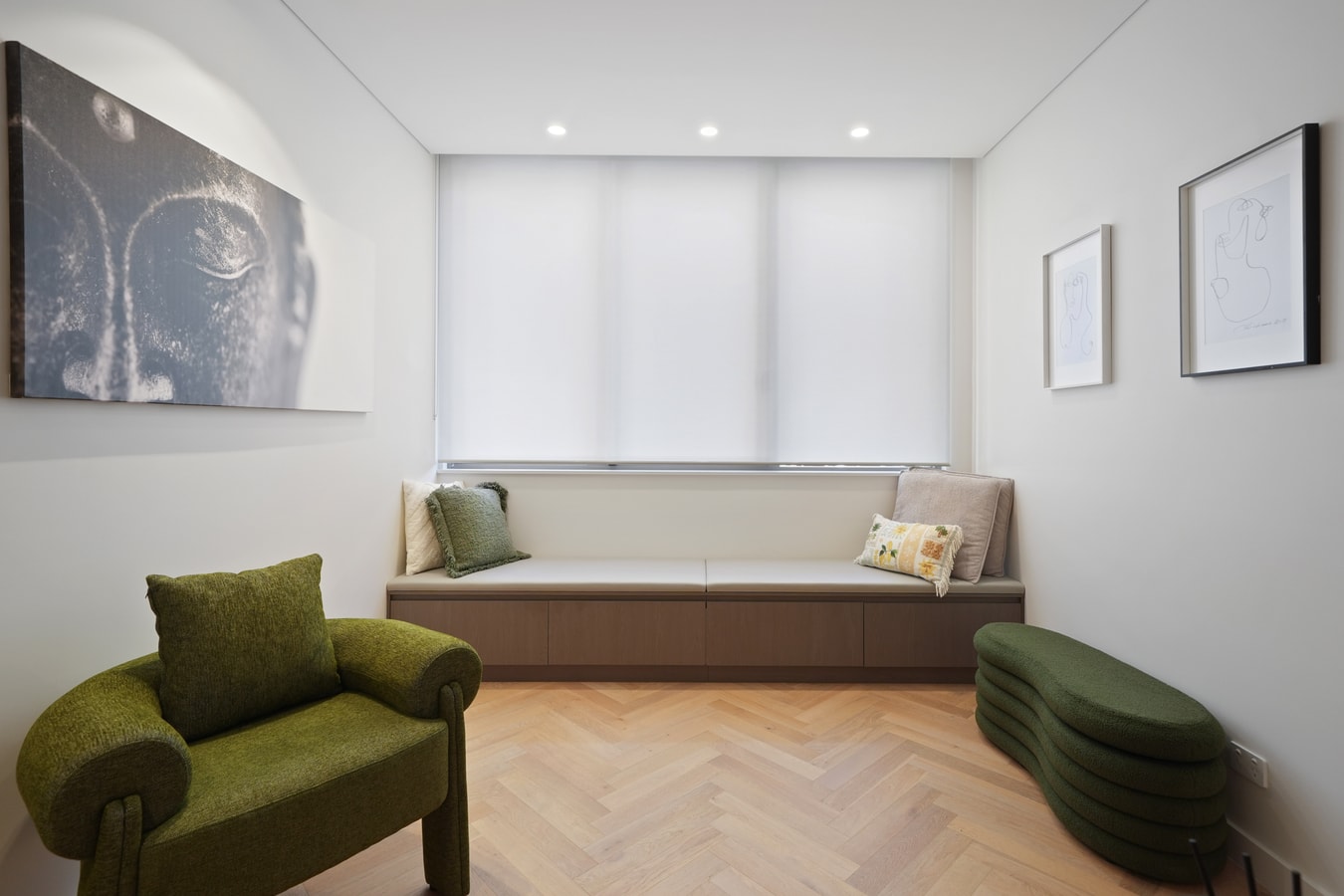 Stylish Sandringham Urban Townhouse by Hyde Park 26 Serain Residences