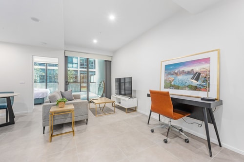 Chic Modern 1-Bedroom Apartment | Gym | Parking 0 Serain Residences