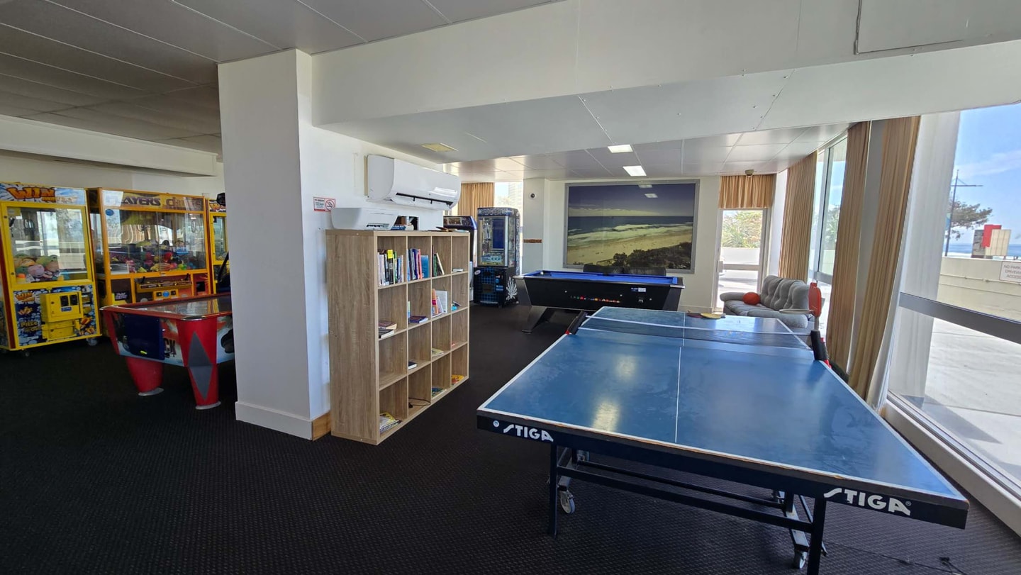 Beachside Ocean View 1BR Apartment Central Surfers 10 Serain Residences