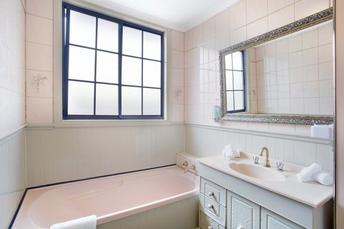 Three Bedroom Sweet Retreat in Coburg 7 Serain Residences