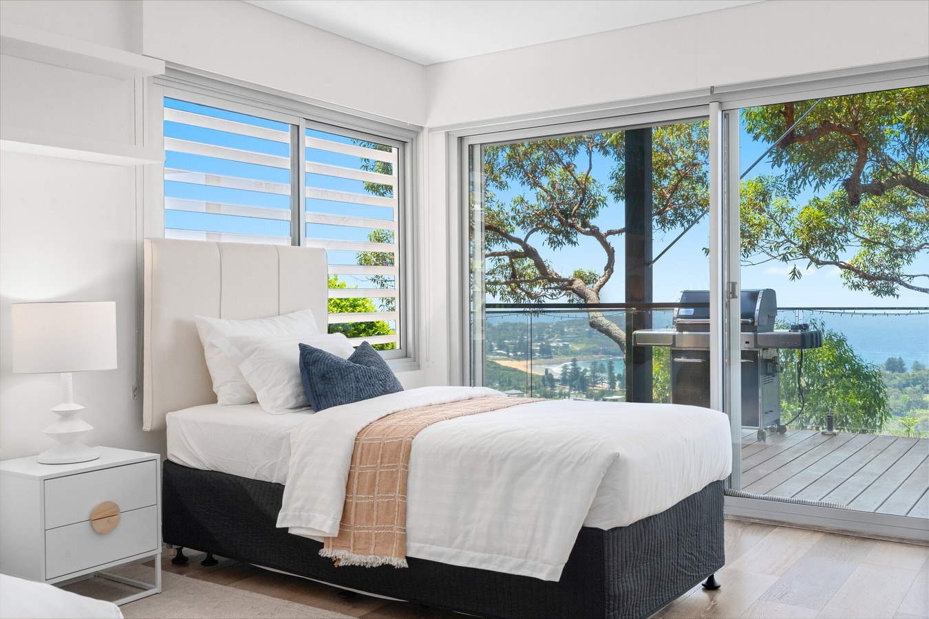 Costal Three-Storey Home with Panoramic Sea Views 25 Serain Residences