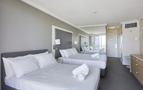 2 Double Bed Hotel Room in Central Surfers 0 Serain Residences