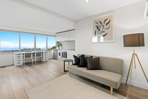 Costal Three-Storey Home with Panoramic Sea Views 27 Serain Residences