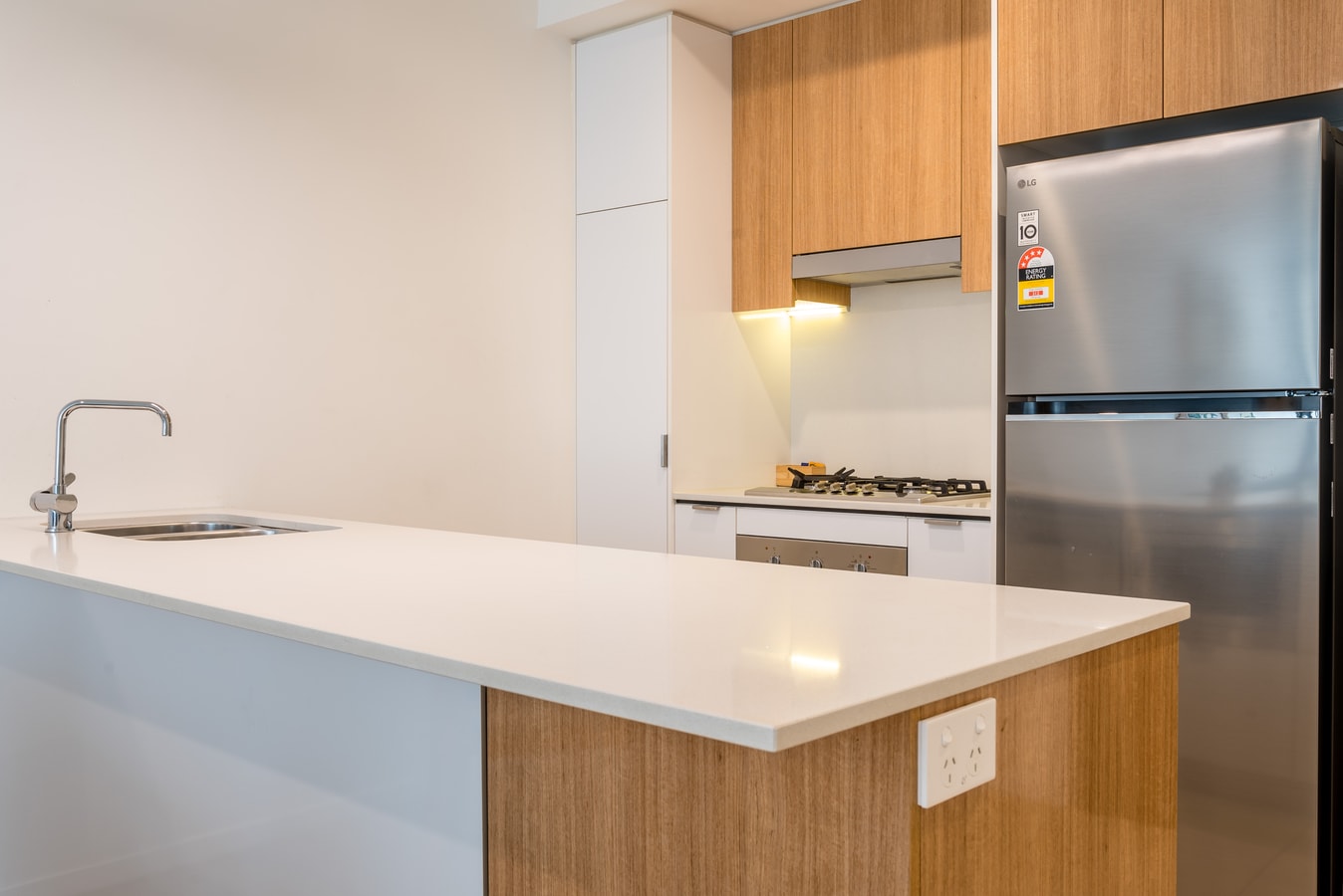 City-Center Cozy 2BDR Apartment with Parking 18 Serain Residences