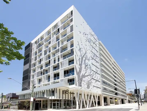 Lovely 1 bedroom rental apartment in Chatswood 3 Serain Residences