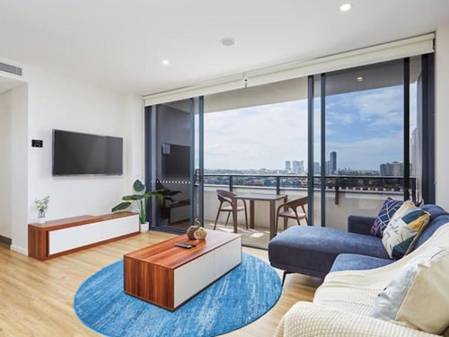 Coast life 2 bedroom Apartment In Surfers Paradise 1 Serain Residences