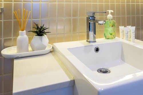 City-Center Cozy 2BDR Apartment with Parking 27 Serain Residences