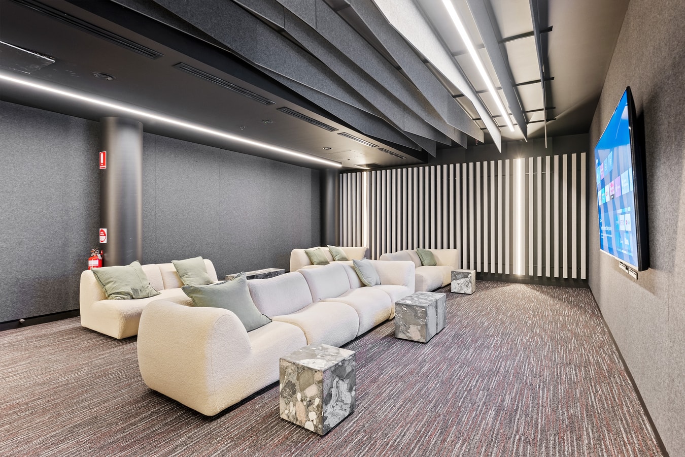 Modern 1BR Apt w/ Parking + Balcony | Near City 17 Serain Residences