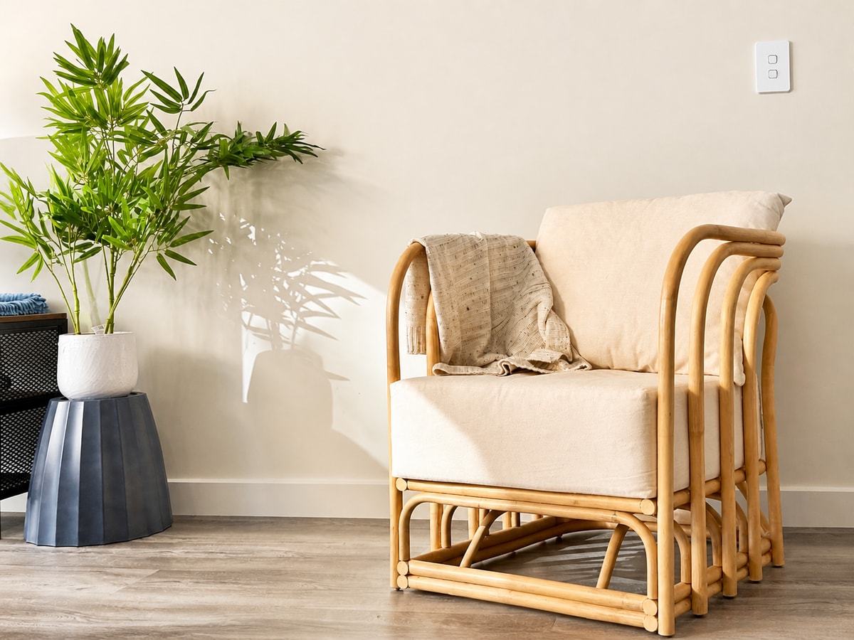 Vibrant 1BR Stay in Braddon | Parking | Near Tram 15 Serain Residences