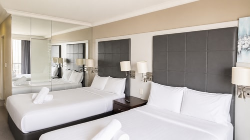 Cozy 2Bed Room in Surfers Paradise | Walk to Beach 7 Serain Residences