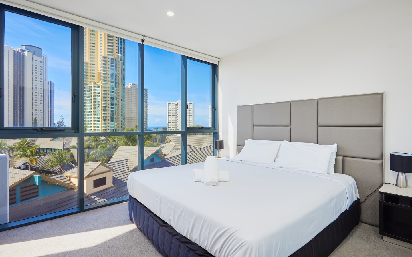Cozy and Comfy 2-Bed Apartment in Gold Coast 2 Serain Residences