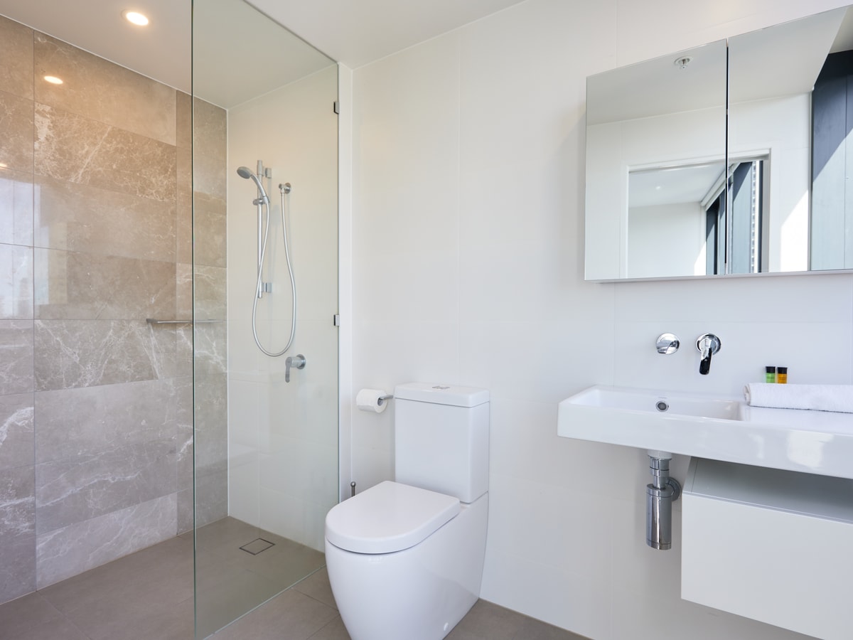 Cozy and Comfy 2-Bed Apartment in Gold Coast 10 Serain Residences