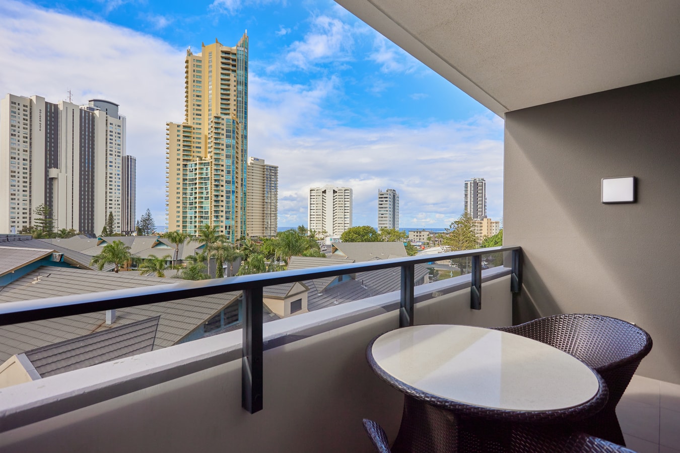 Cozy and Comfy 2-Bed Apartment in Gold Coast 7 Serain Residences