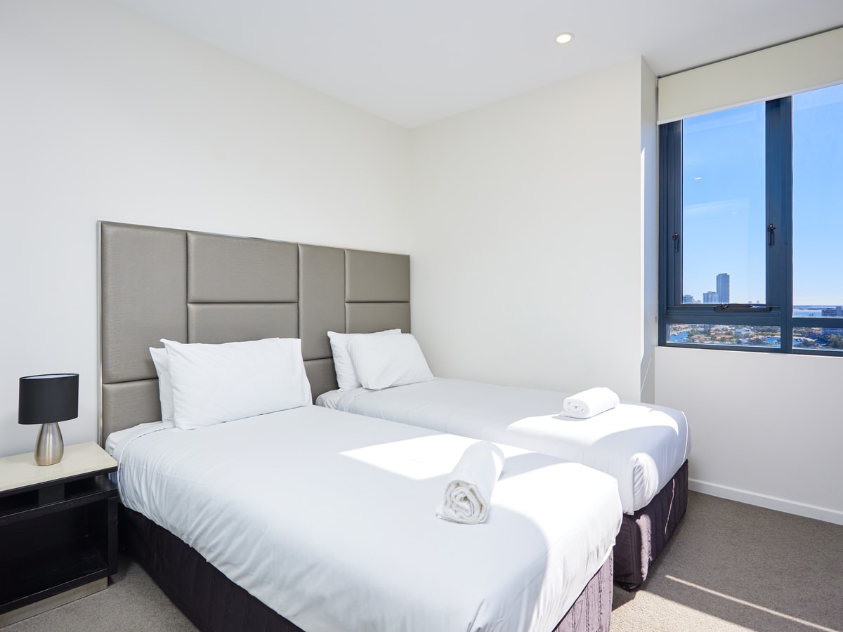 Ocean&River View 2 bedroom apartment in Surfers 6 Serain Residences