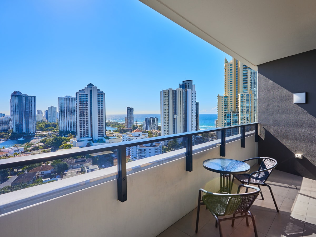 Ocean&River View 2 bedroom apartment in Surfers 2 Serain Residences