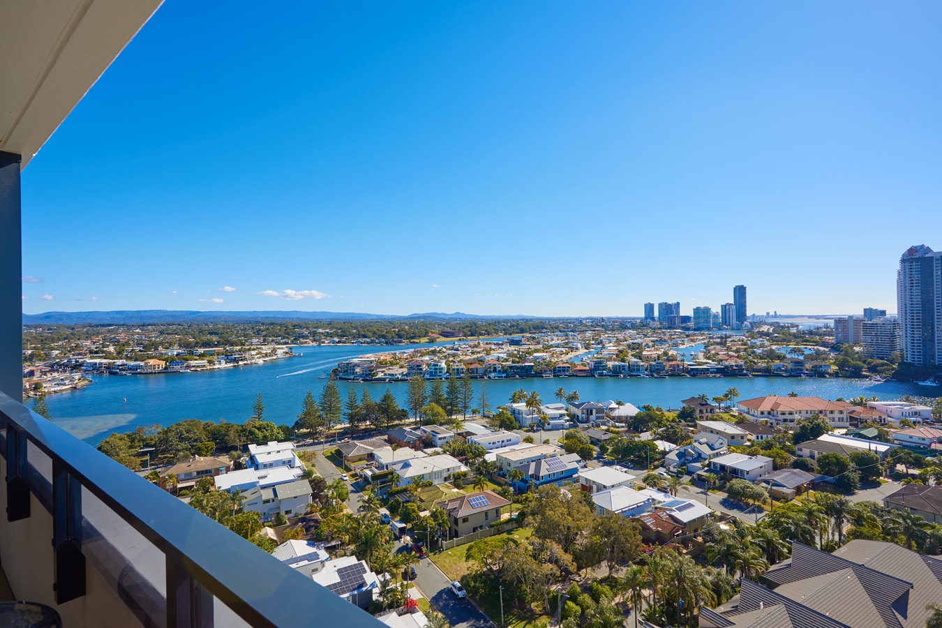 Ocean&River View 2 bedroom apartment in Surfers 1 Serain Residences