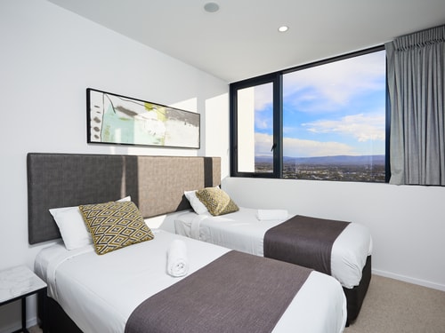 Stuning Ocean View 2BR Apartment close to Casino 7 Serain Residences