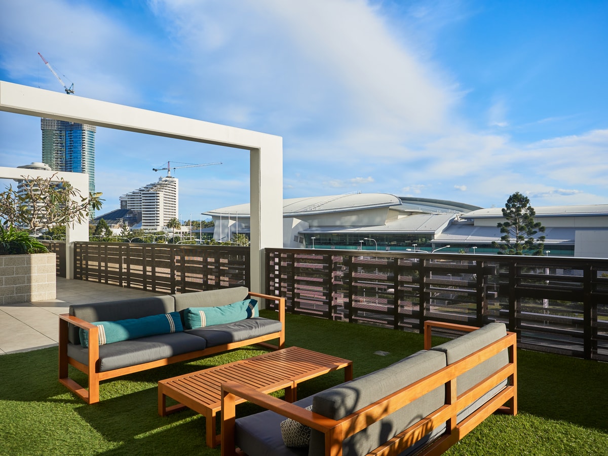 Premium Ocean View 2 Bedrooms Apartment Broadbeach 15 Serain Residences
