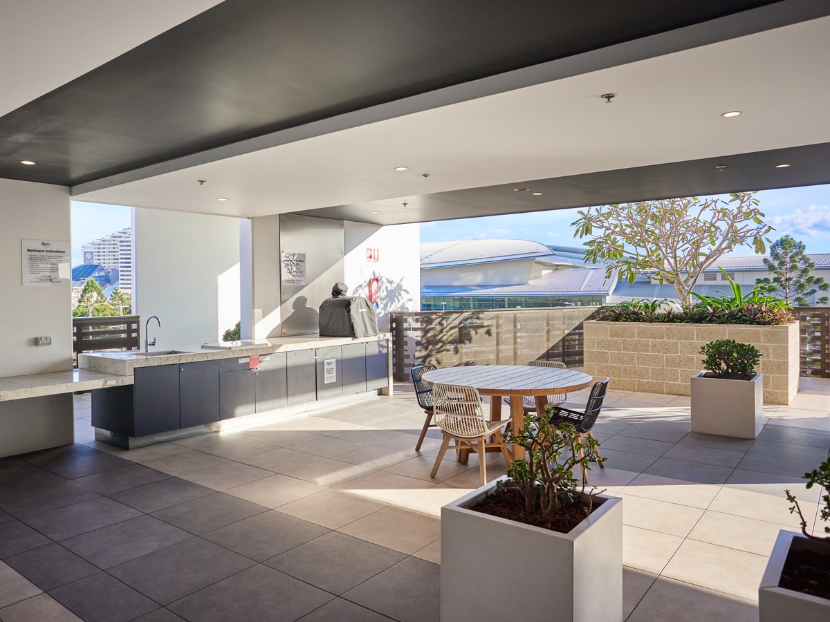 Premium Ocean View 2 Bedrooms Apartment Broadbeach 14 Serain Residences