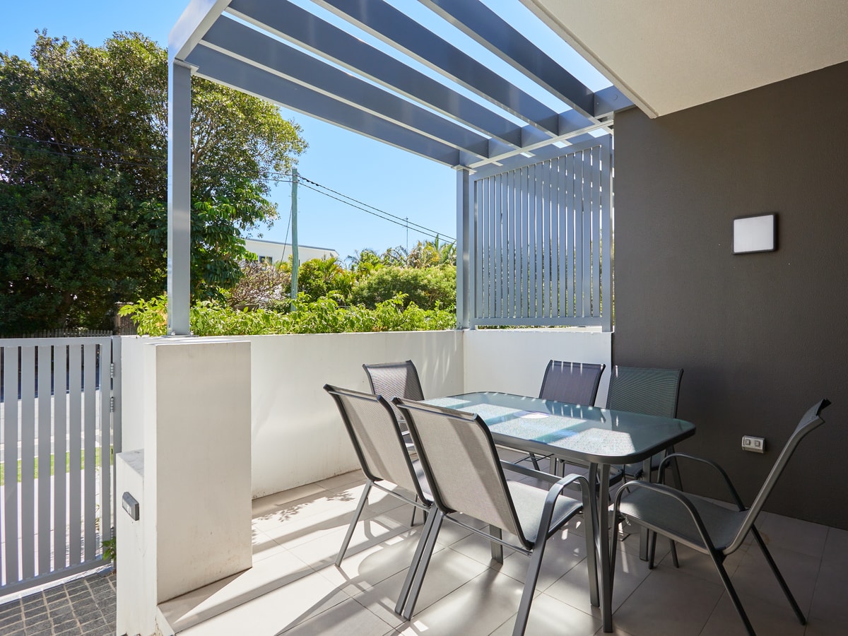 Exquisite and Stylish Villa in Surfers Paradise 6 Serain Residences