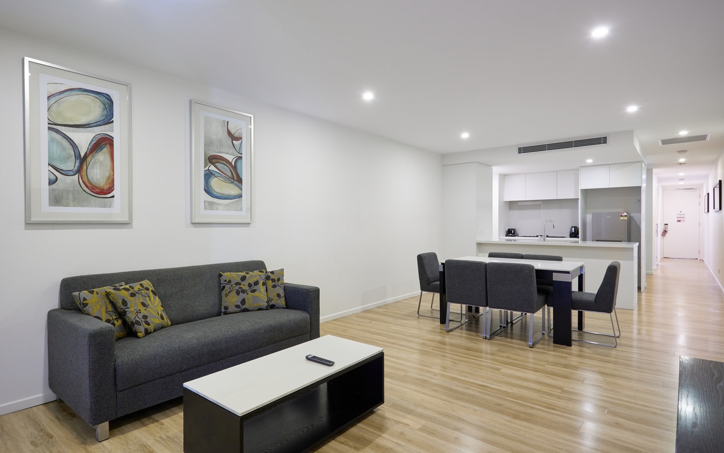 Exquisite and Stylish Villa in Surfers Paradise 2 Serain Residences