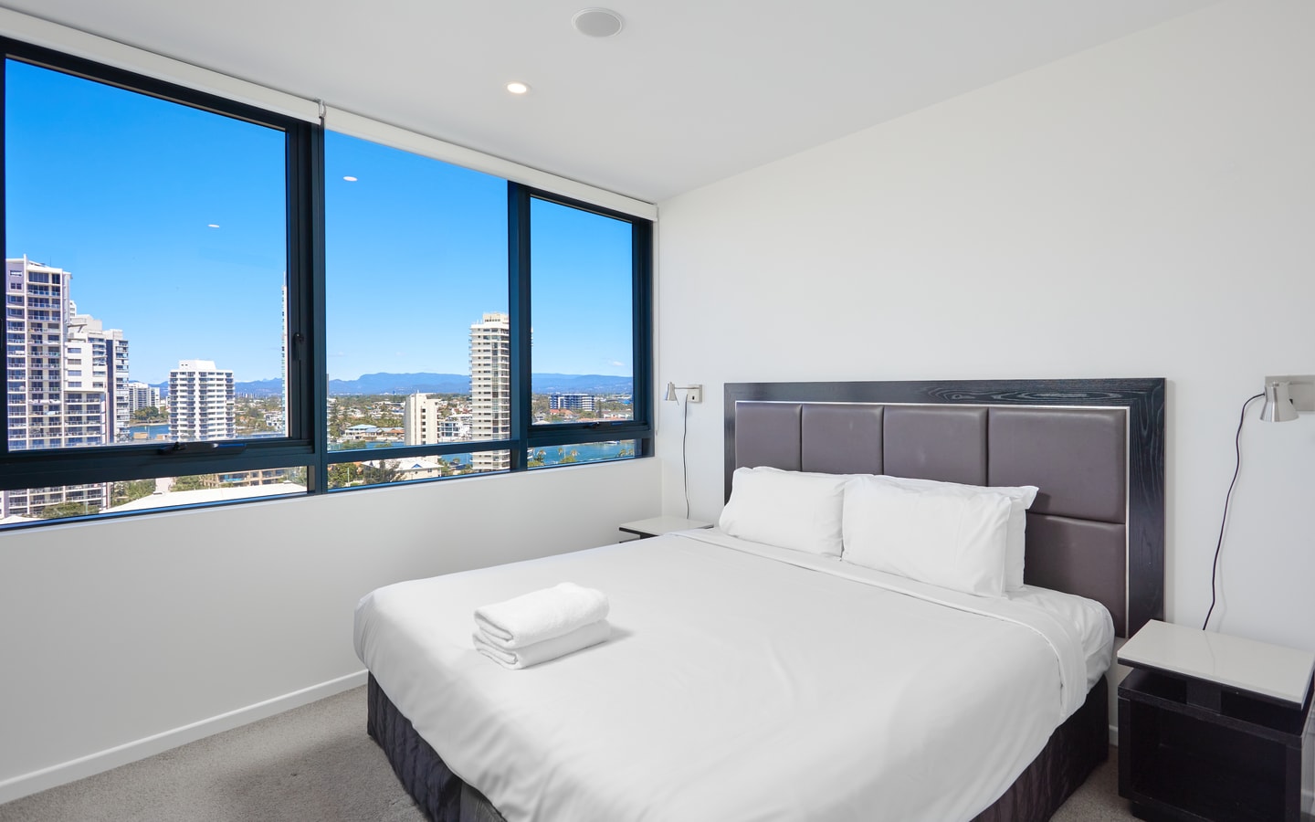 Convenient Located affordable 1 bedroom Apartment 5 Serain Residences