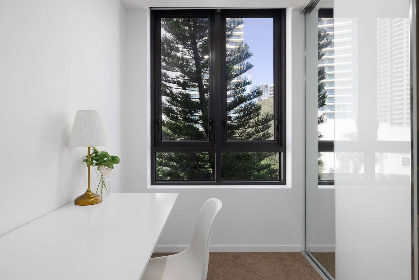 Stunning New 1 BDR Apt w/Parking Surfers Paradise 9 Serain Residences