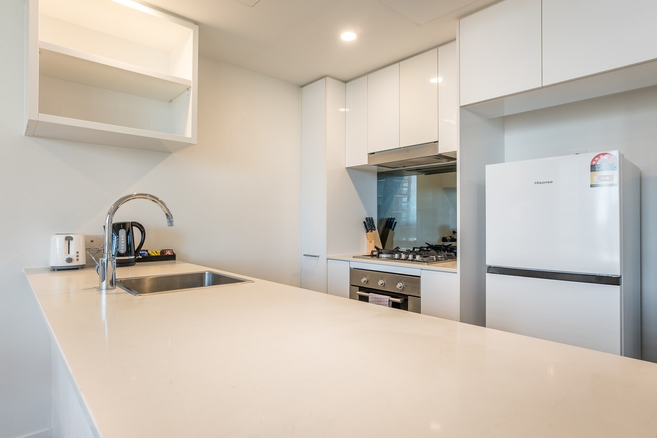 High Level 2-bedroom with Parking South Brisbane 18 Serain Residences