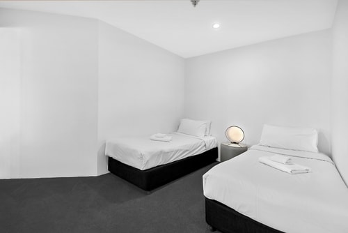 2-Bedroom Apt Heart of Surfers Paradise w/Parking 6 Serain Residences