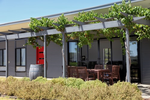 The Red Door @ Barossa Valley ★Vineyard View★ 16 Serain Residences