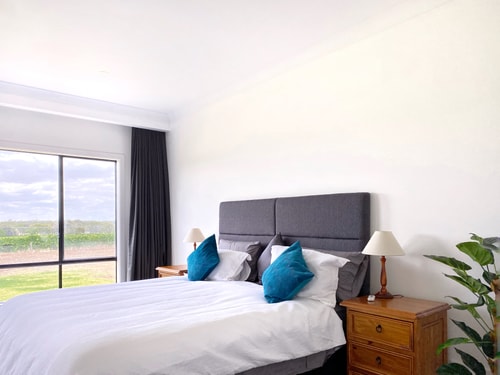 The Red Door @ Barossa Valley ★Vineyard View★ 1 Serain Residences