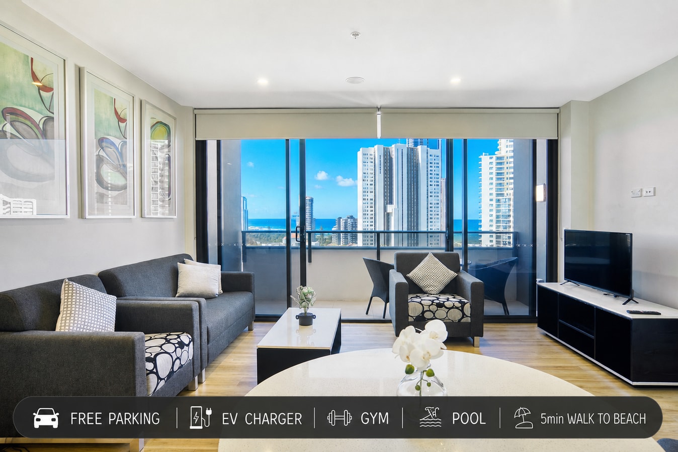 Two Bedroom Apartment with view In SurfersParadise Serain Residences