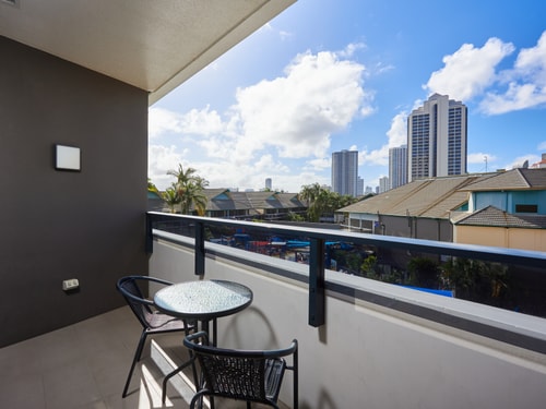 Convenient Located  2 bedroom apartment in Surfers 3 Serain Residences
