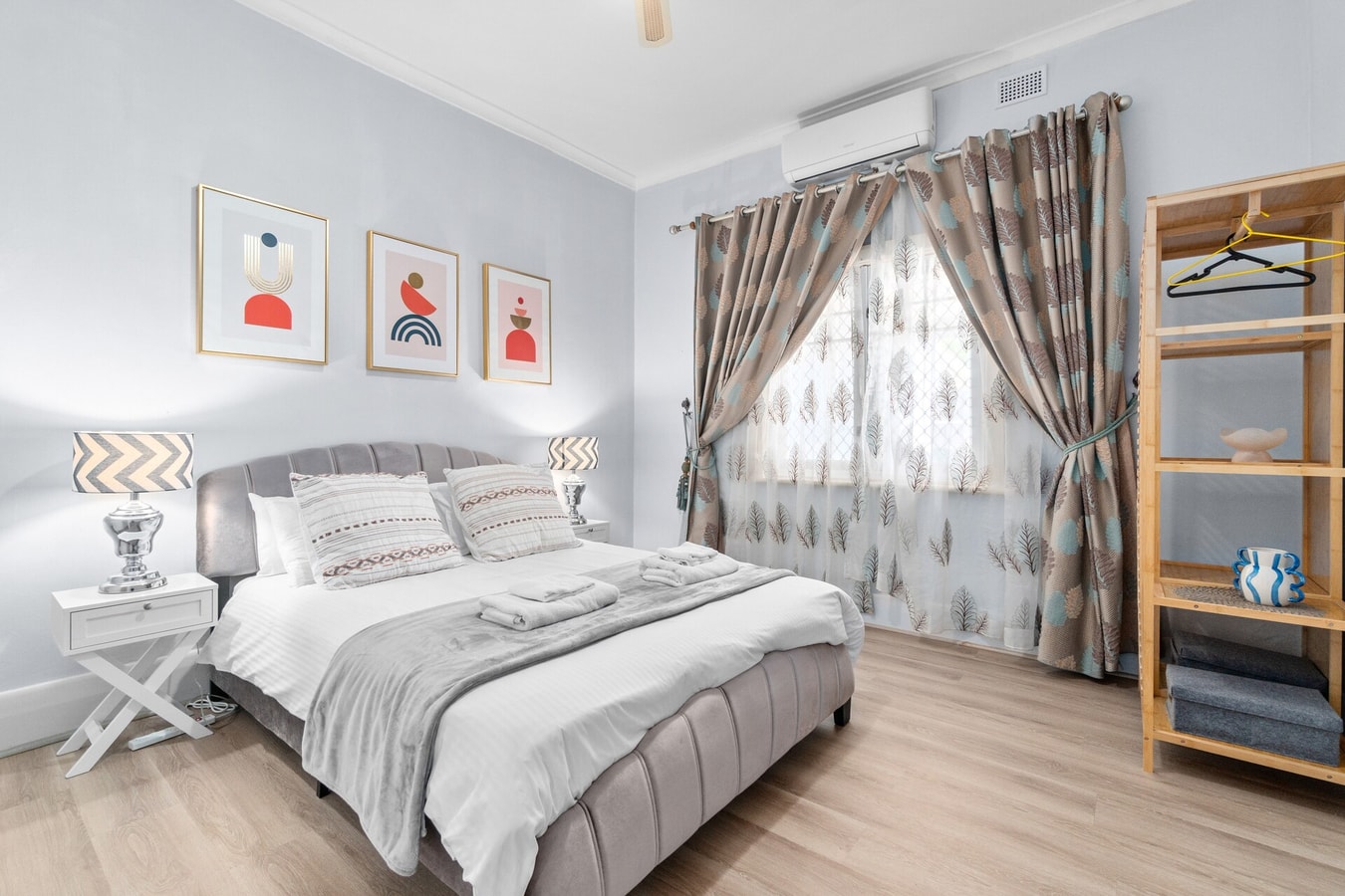 Stylish 3BR Retreat | Walk to Shops & 12min to CBD 2 Serain Residences