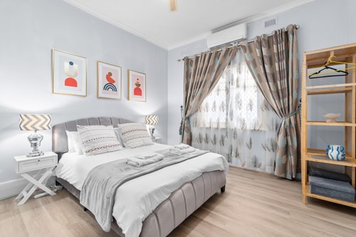 Stylish 3BR Retreat | Walk to Shops & 12min to CBD 2 Serain Residences