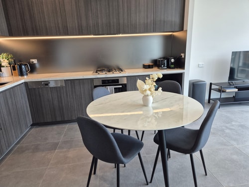 Olympic Park 1BR: Pool, Gym & Free Secure Parking 20 Serain Residences