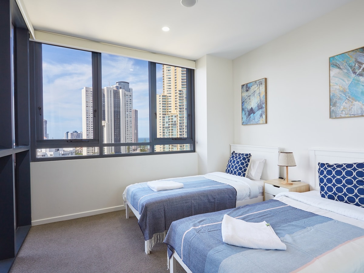 Mordem 2 bedroom Apartment in Central Surfers 3 Serain Residences